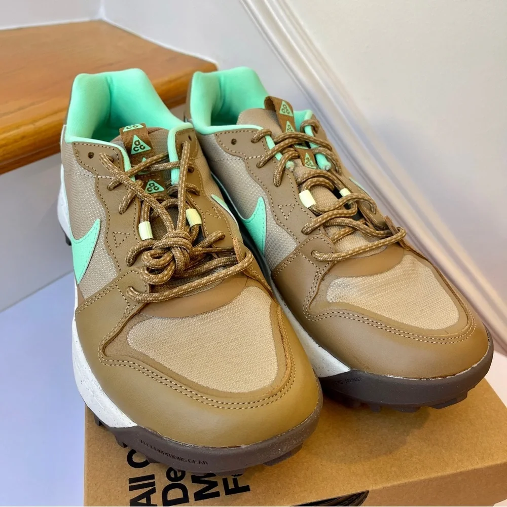 NWT Nike ACG Lowcate Athletic Trail Shoes Unisex Green / Brown - Picture 9 of 13